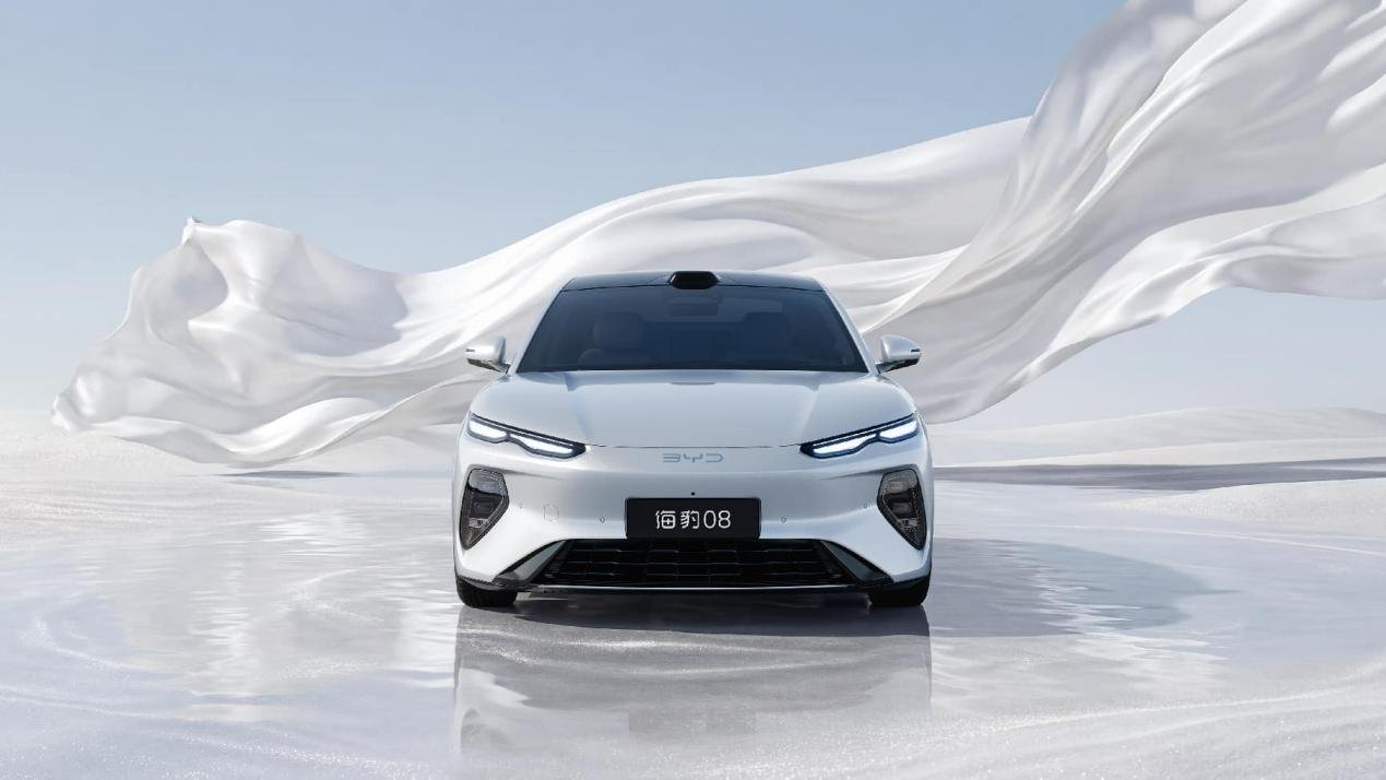 比亚迪海洋网再出牌！2026款海狮06EV、海豹07EV、海豹08狮力豹发领跑闪充时代