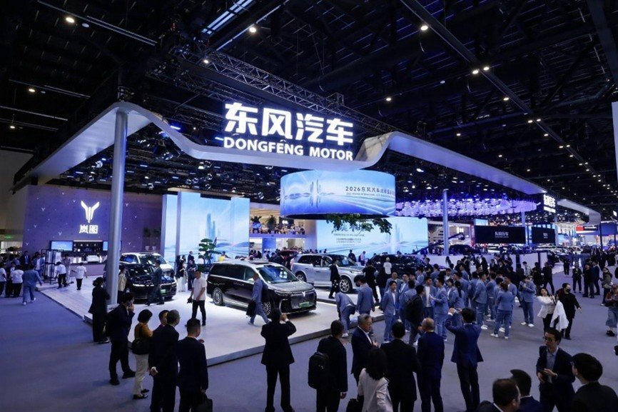东方风起2030:锚定智能绿色全球化,以技术落地破局转型