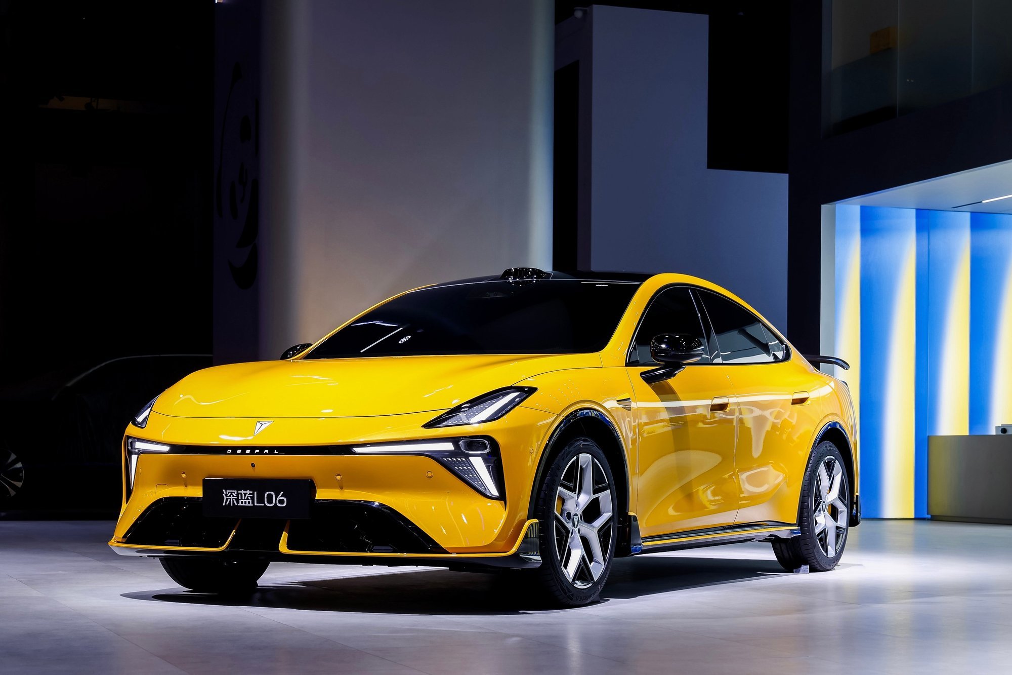 2026成都车展全新深蓝G318上市19.68万起，深蓝L06全新特别版首秀