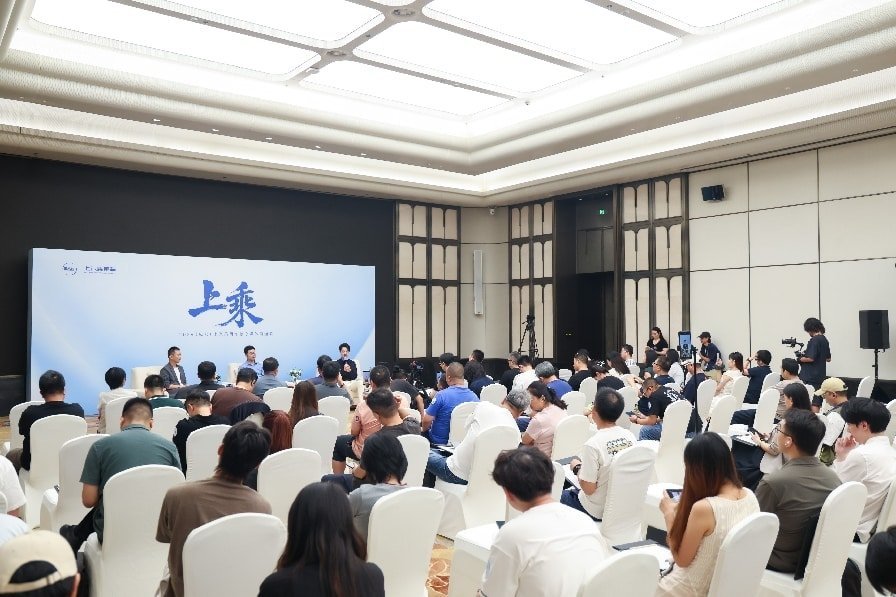 双07是前菜，上汽的主菜还在后头 ——从一场闭门沟通会，看懂上汽乘用车真正在算的那笔账